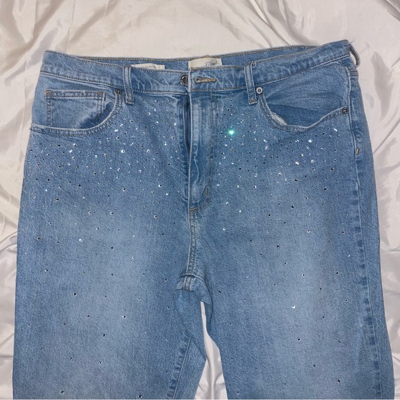 bejeweled high rise 90s straight jeans - Picture 2 of 5